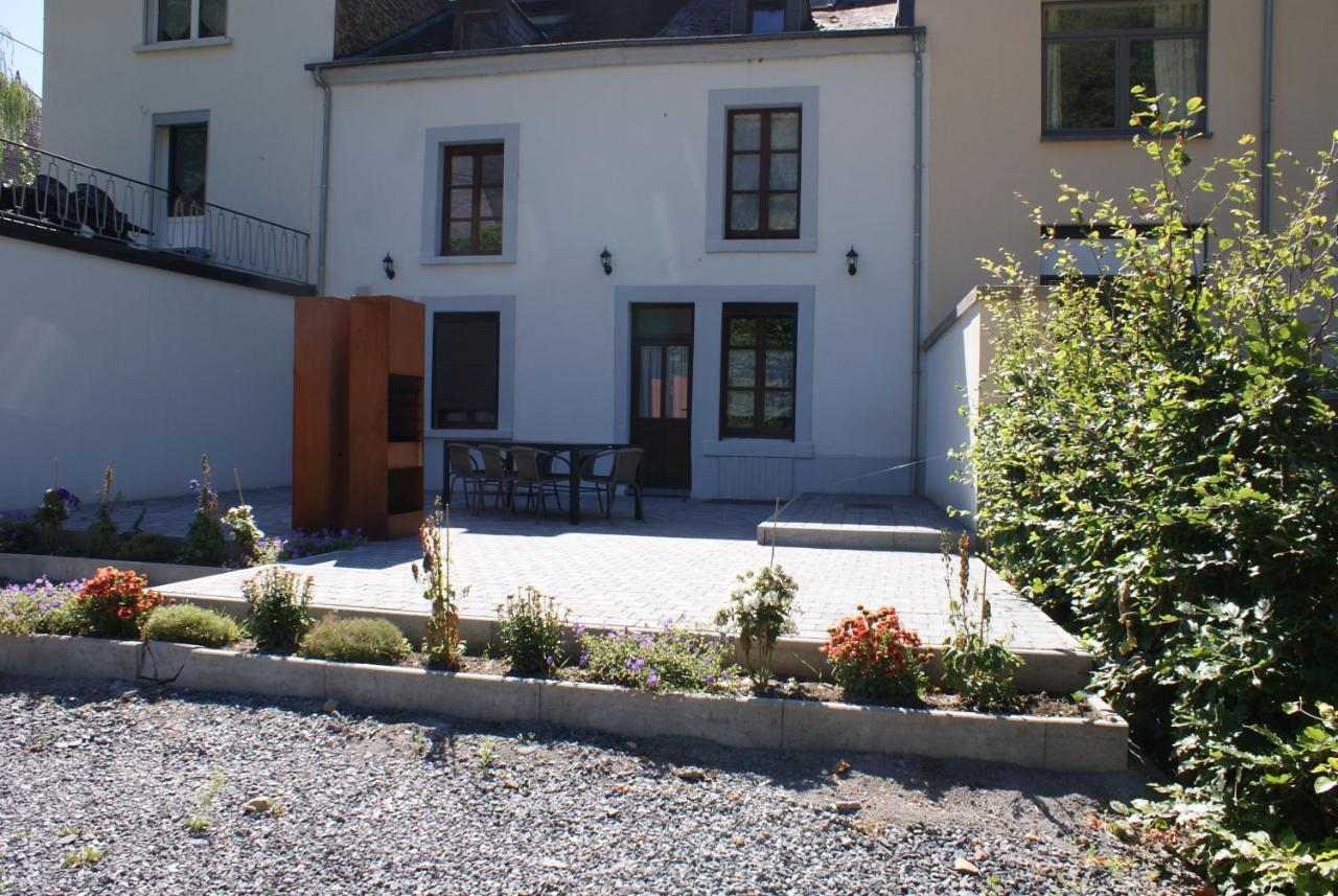Villa Café du Pêcheurs Bouillon Exterior foto